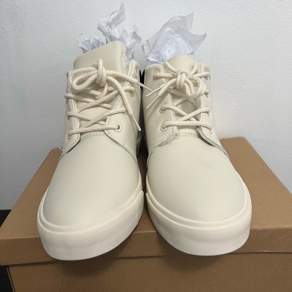 Women’s Beige Ankle Winter Boots - Picture 2 of 3